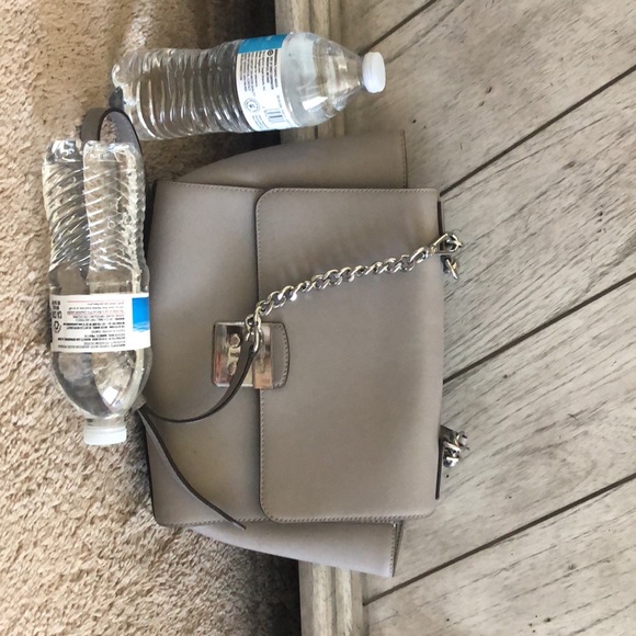 Michale Kors grey purse - Picture 4 of 4